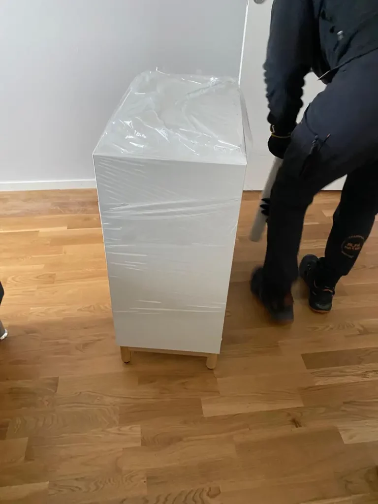 Flyttpackning, Hjälp med transport av möbler