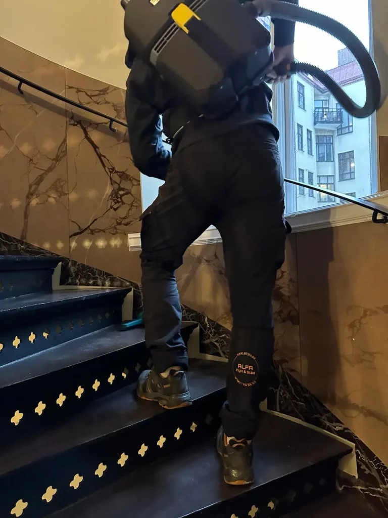 Flyttstädning, Städfirma